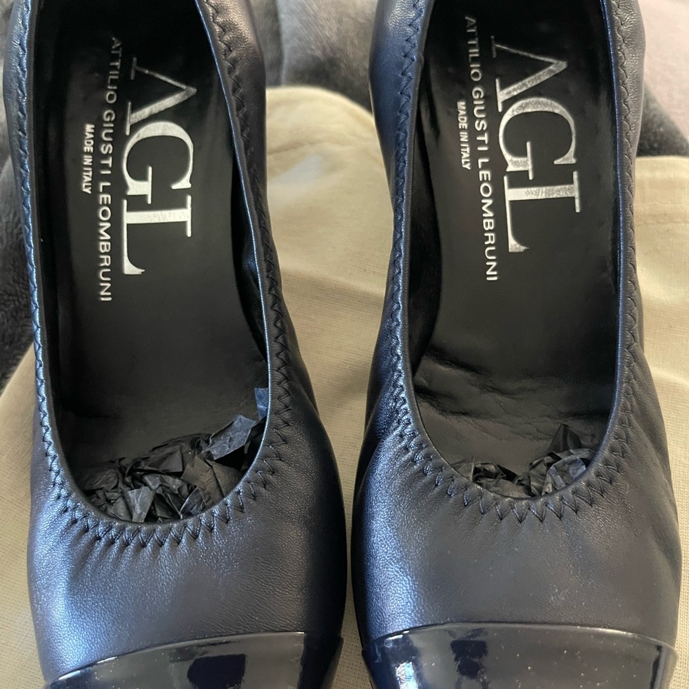 AGL Leather Cap Toe Pump